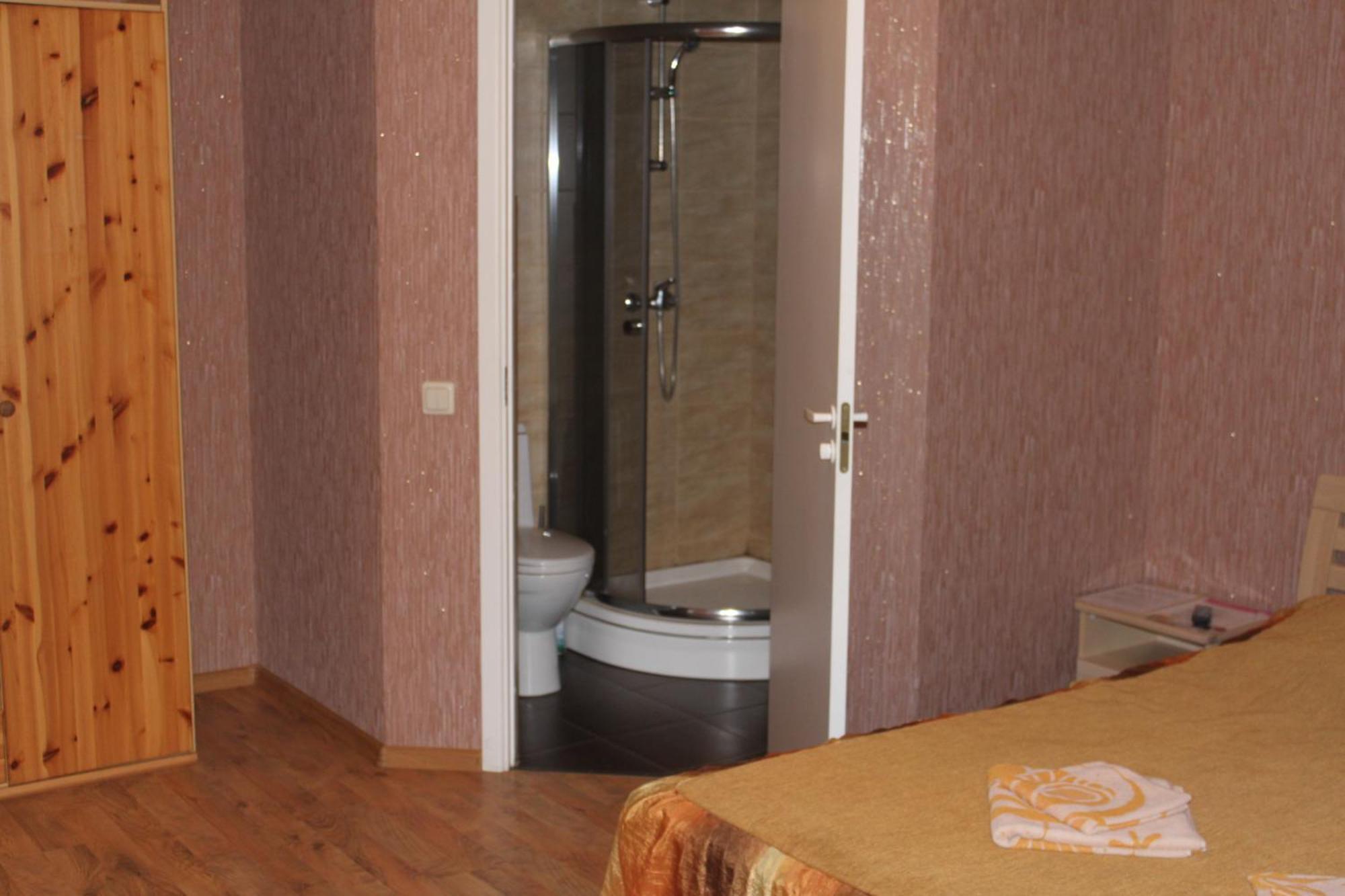 Atputas Komplekss Lilaste Dış mekan fotoğraf